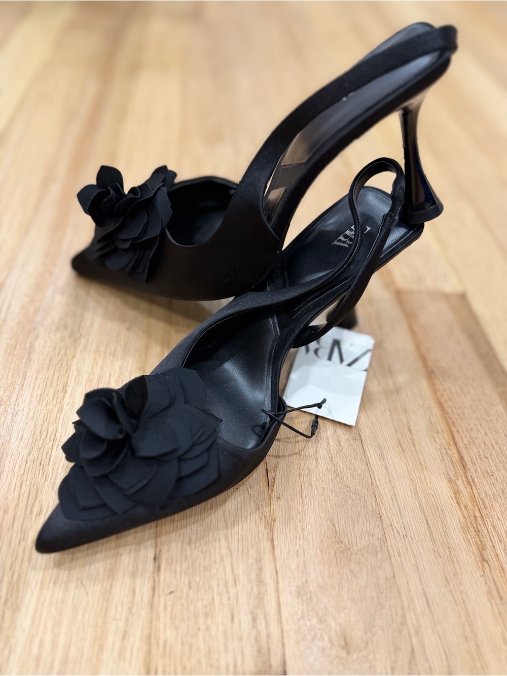Pointed Slingback Heels with Layered Floral Appliqué - Picture 2 of 12